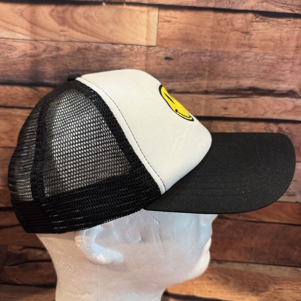 Smiley Face Trucker Hat Black White Adjustable Snapback Mesh Back Adult Unisex - Picture 2 of 6